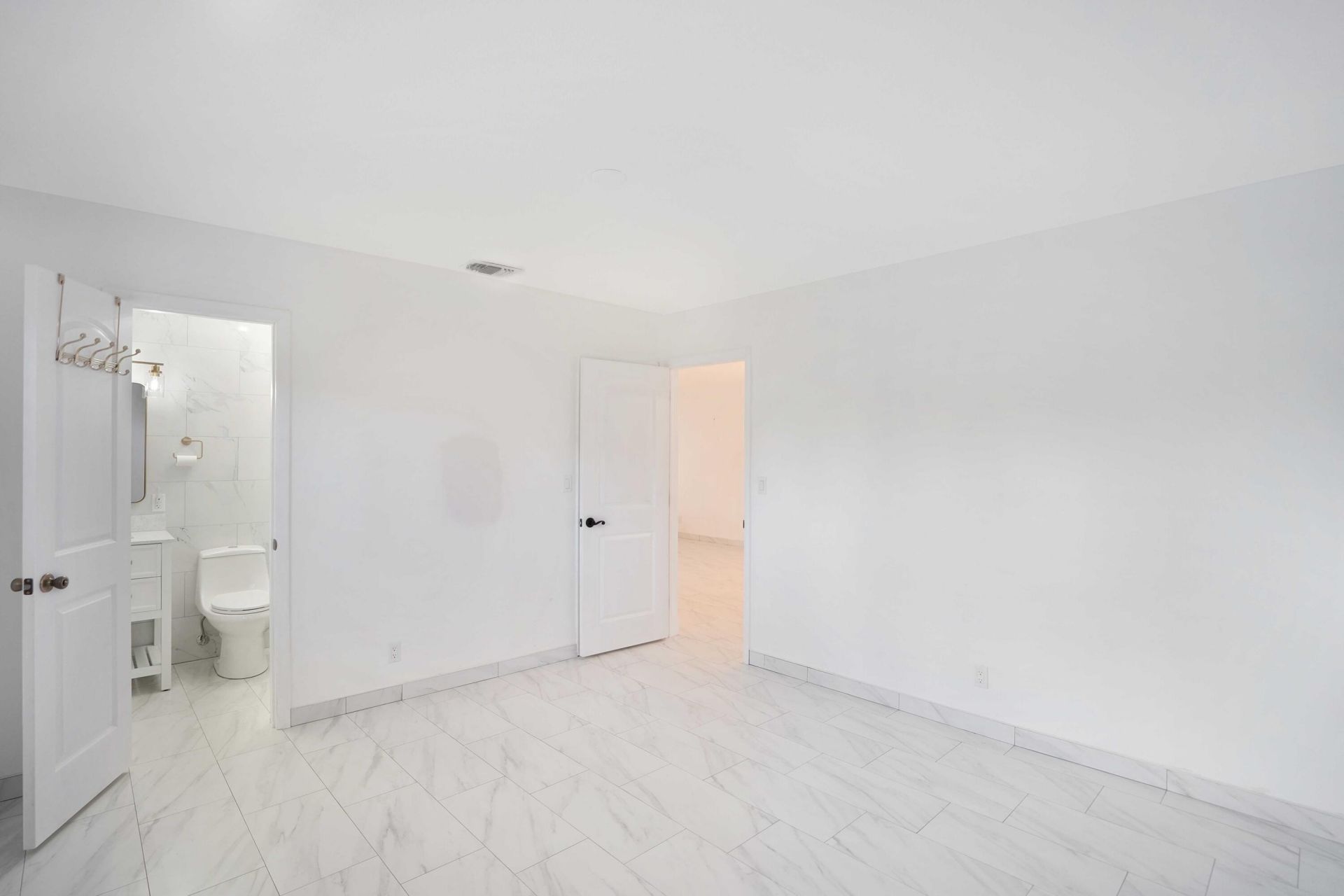 5100 NE 22nd Avenue, Lighthouse Point, FL 33064 Photo