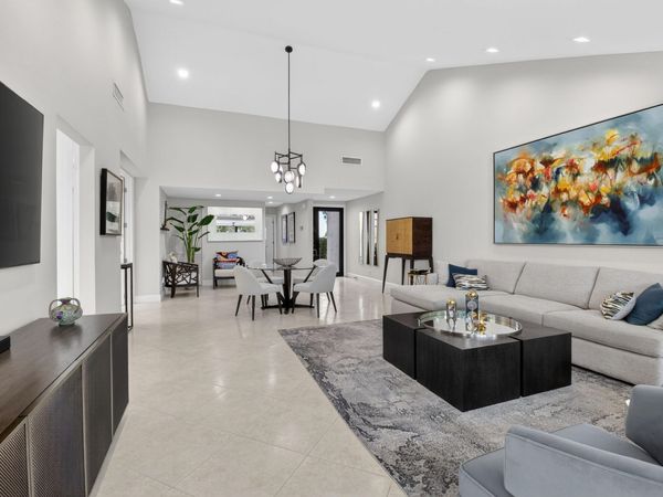 19560 Sawgrass Drive, Unit 2203, Boca Raton, FL 33434