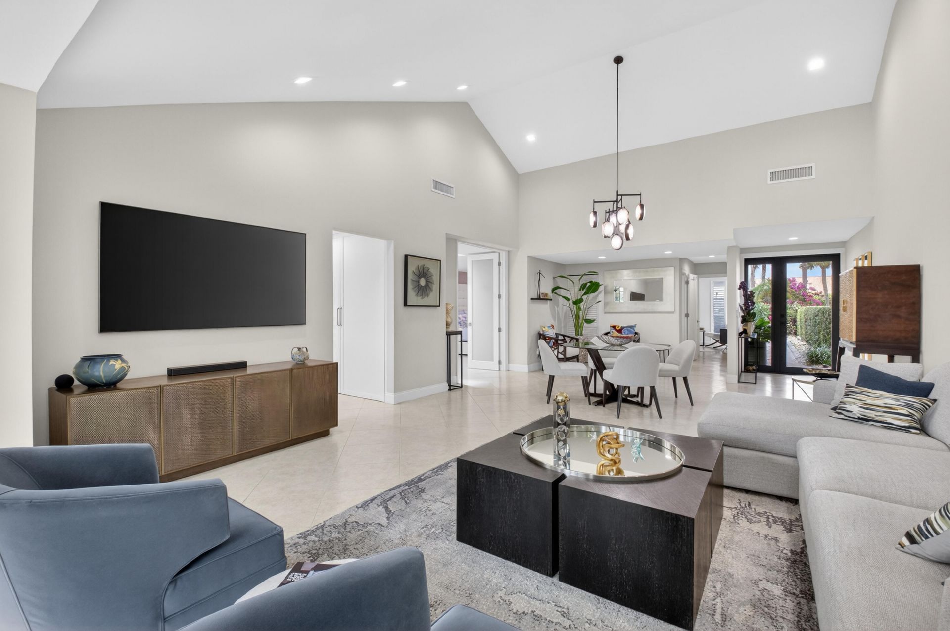 19560 Sawgrass Drive, Unit 2203, Boca Raton, FL 33434 Photo