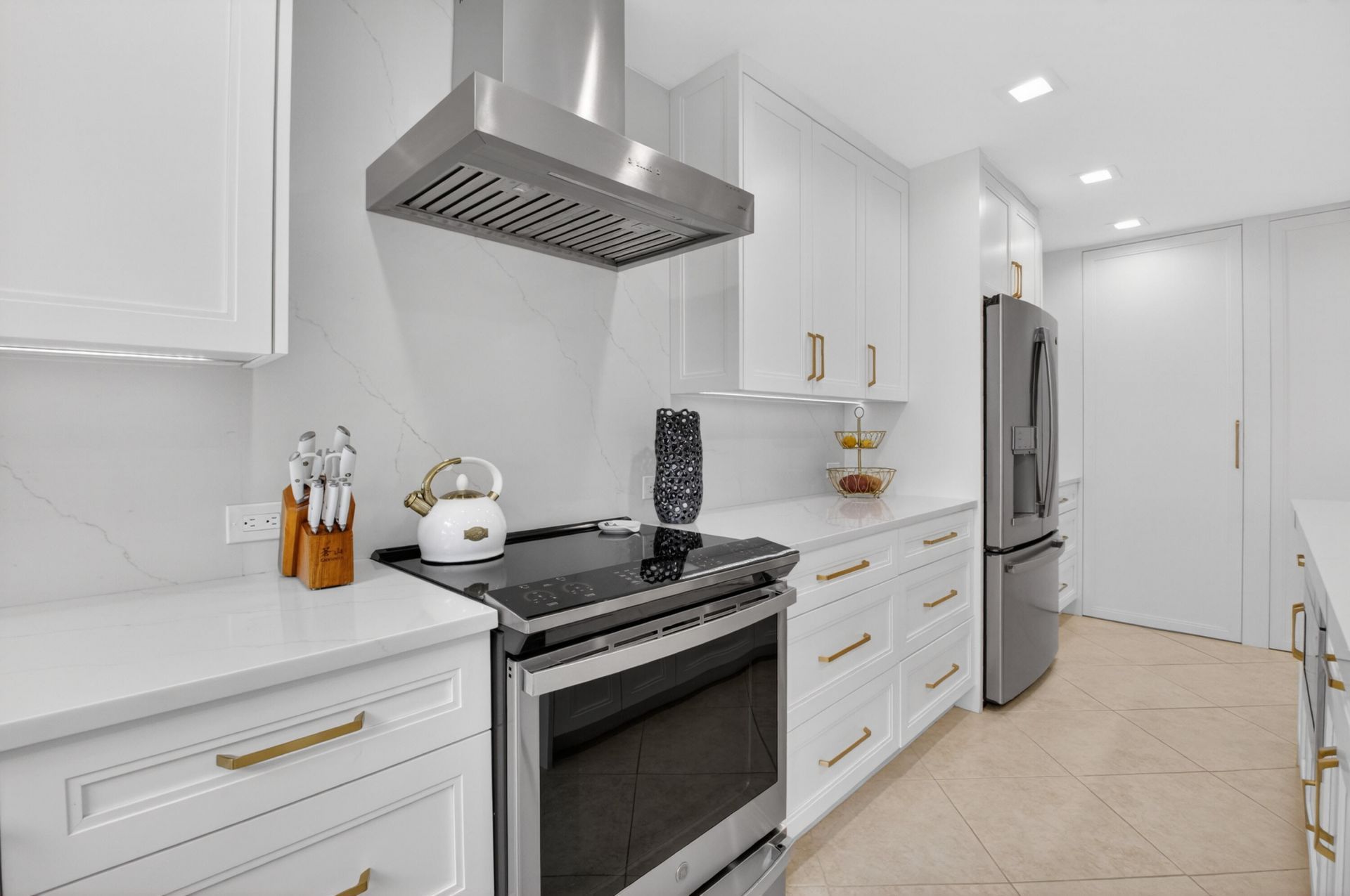 19560 Sawgrass Drive, Unit 2203, Boca Raton, FL 33434 Photo