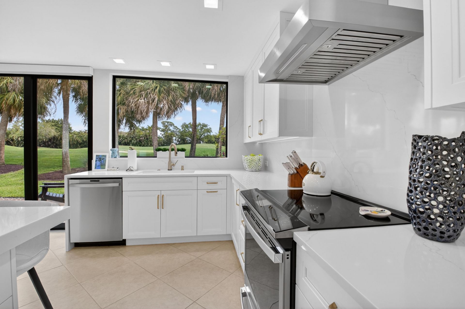 19560 Sawgrass Drive, Unit 2203, Boca Raton, FL 33434 Photo