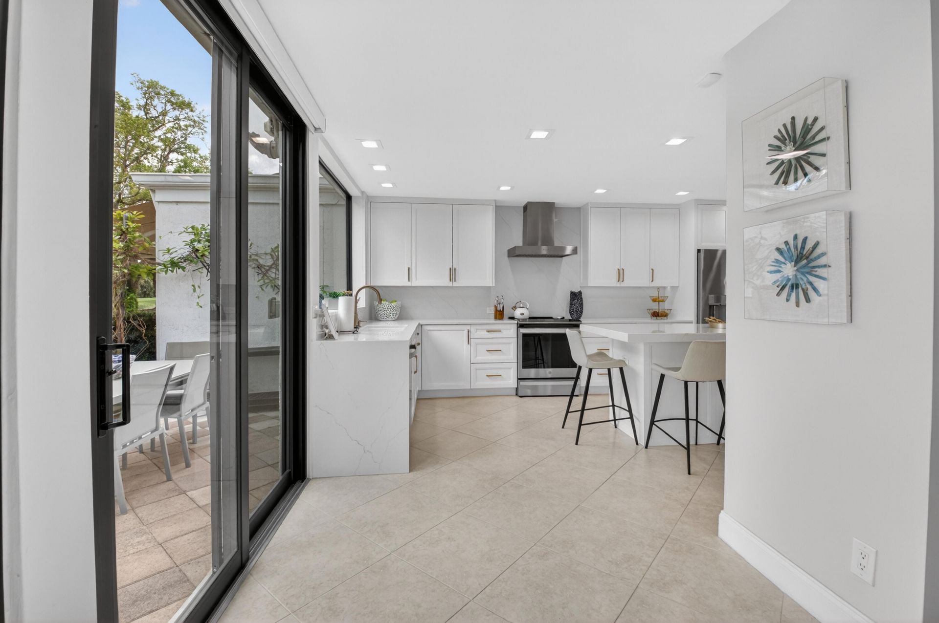 19560 Sawgrass Drive, Unit 2203, Boca Raton, FL 33434 Photo