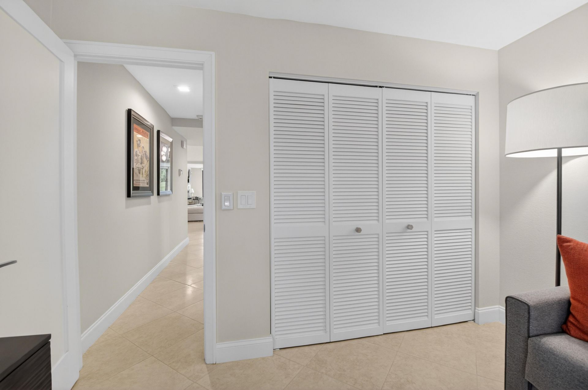 19560 Sawgrass Drive, Unit 2203, Boca Raton, FL 33434 Photo