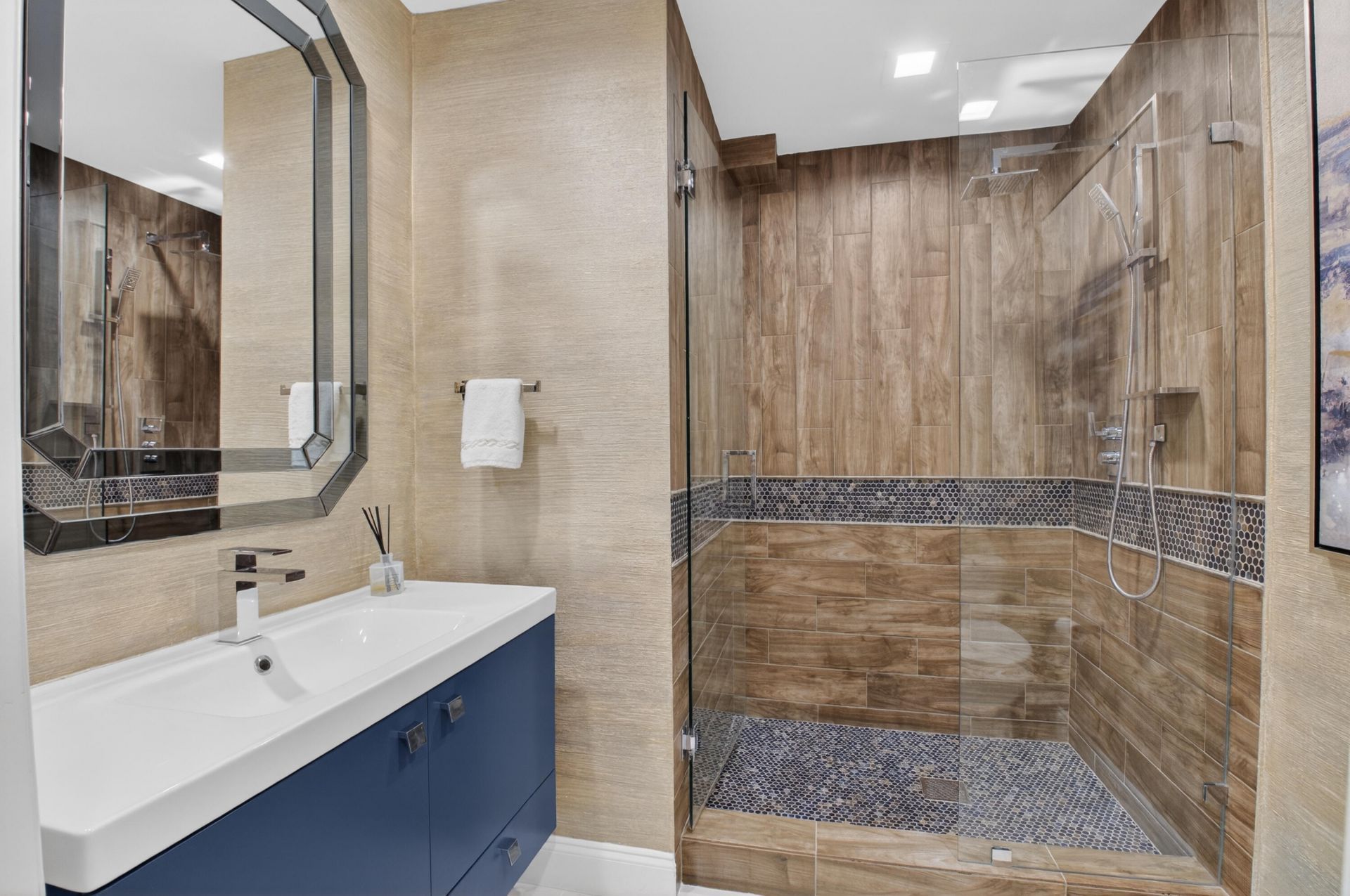 19560 Sawgrass Drive, Unit 2203, Boca Raton, FL 33434 Photo