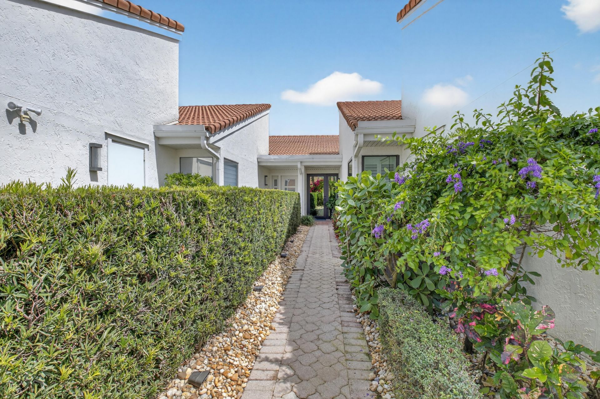 19560 Sawgrass Drive, Unit 2203, Boca Raton, FL 33434 Photo