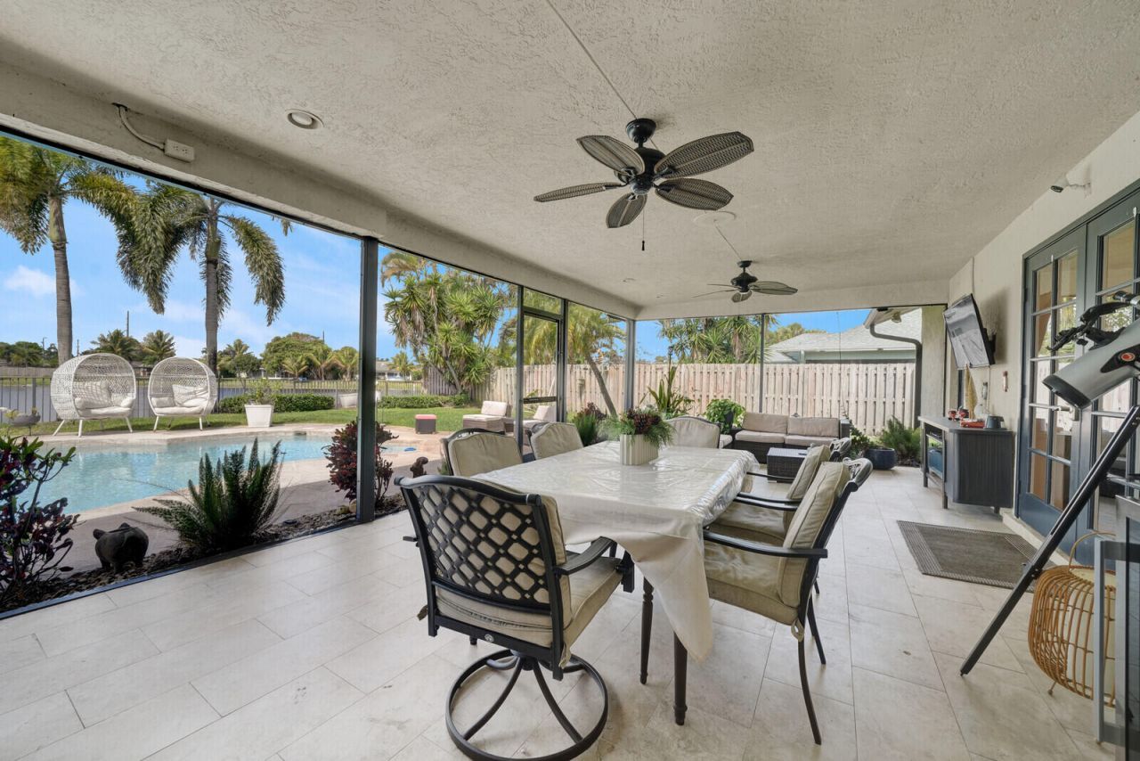 5154 Woodstone Circle E, Greenacres, FL 33463 Photo