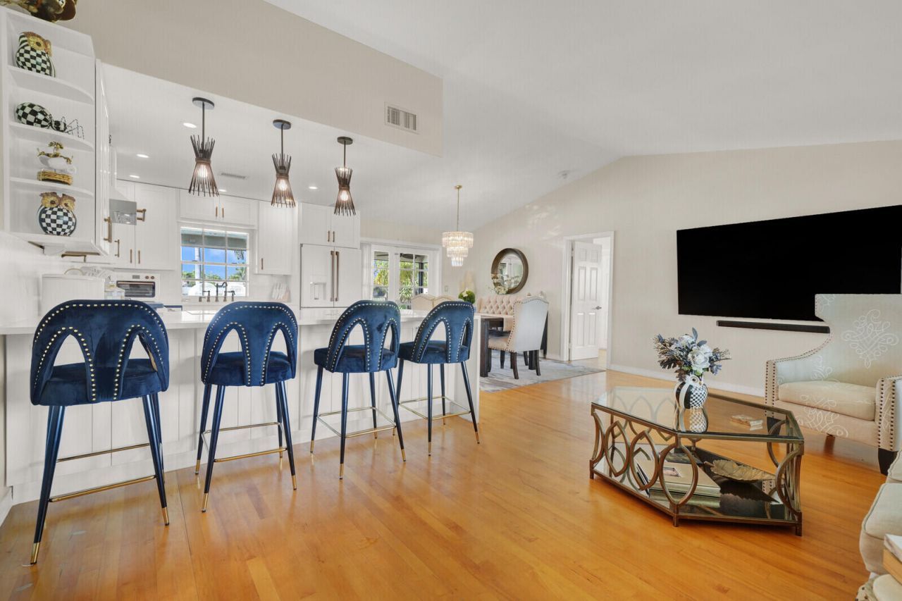 5154 Woodstone Circle E, Greenacres, FL 33463 Photo