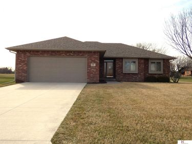 527 Edward Street , Friend, NE 68359