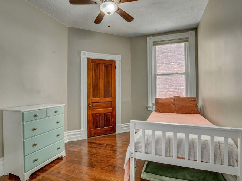 562 E 4th Street E, Newport, KY 41071 Photo 14