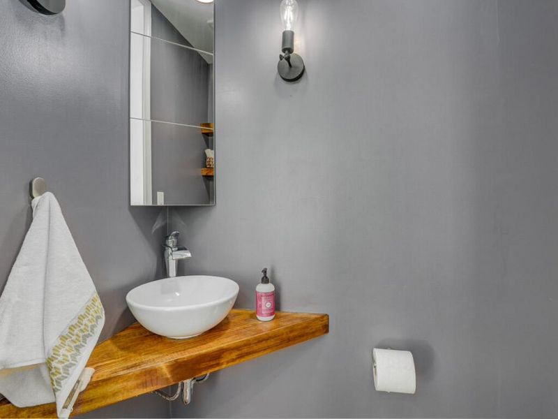 562 E 4th Street E, Newport, KY 41071 Photo 17