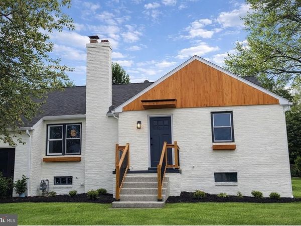 808 RATHTON ROAD, YORK, PA 17403