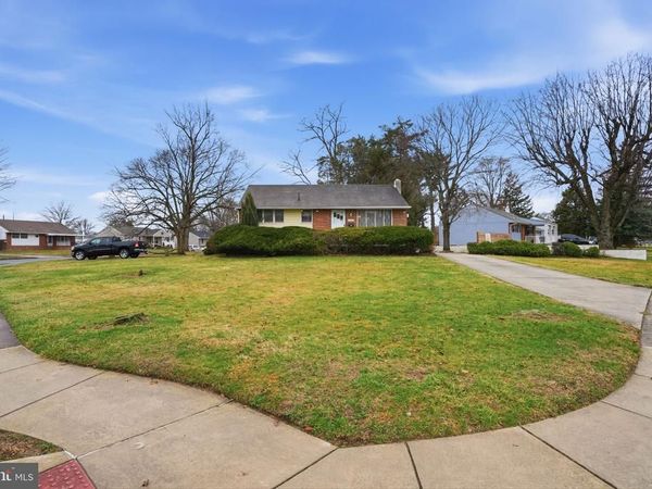 3220 GLENROSE AVENUE, BRISTOL, PA 19007