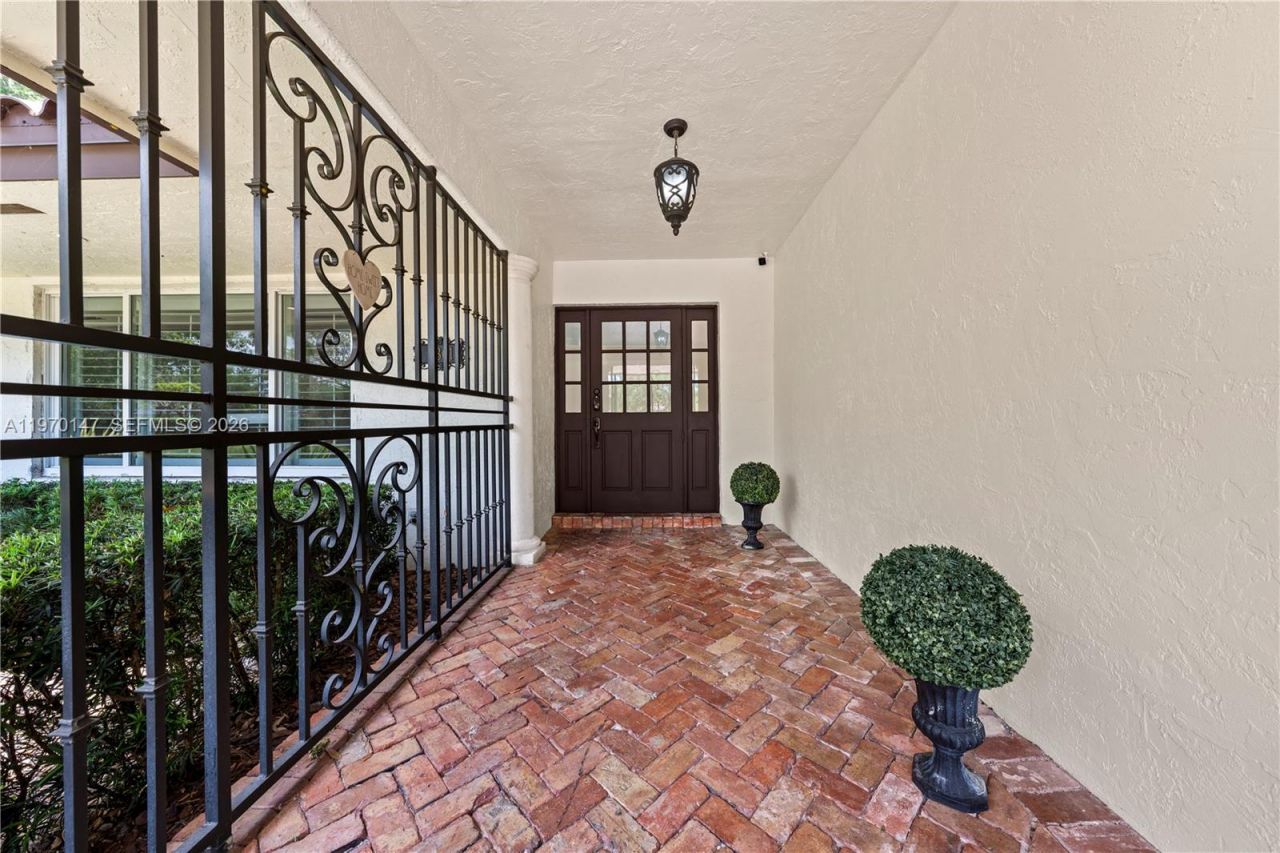 8801 SW 124th St, Miami, FL 33176 Photo