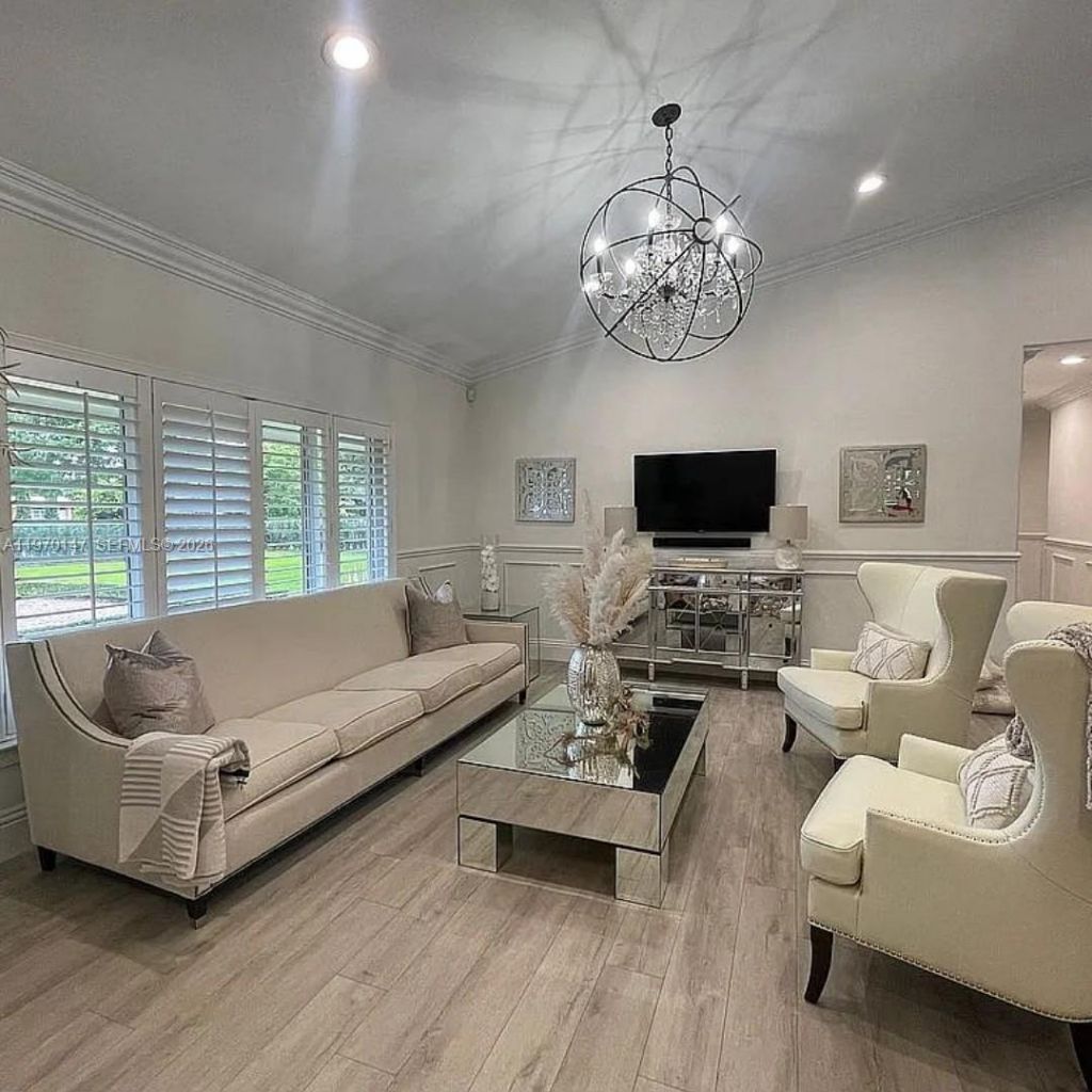 8801 SW 124th St , Miami, FL 33176 Photo