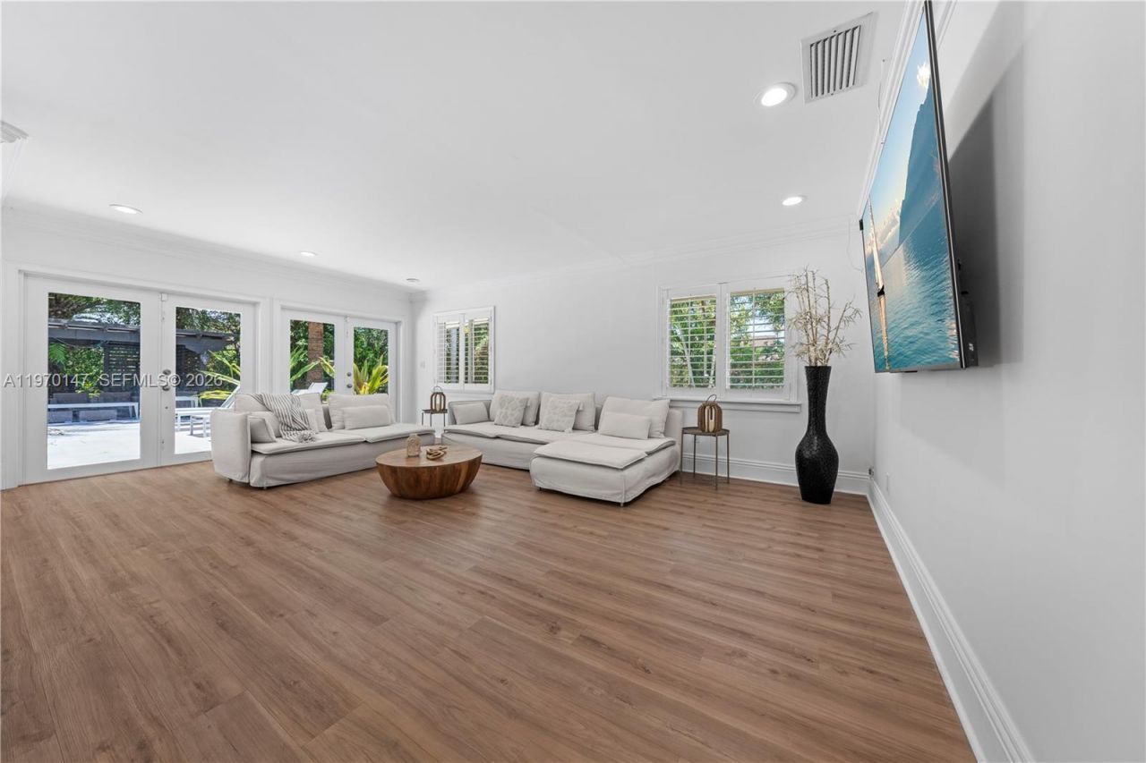 8801 SW 124th St, Miami, FL 33176 Photo