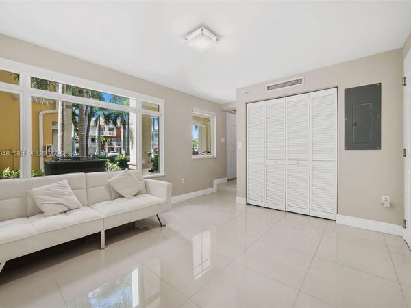 2729 NE 184th Ln , Unit 2729, Aventura, FL 33160