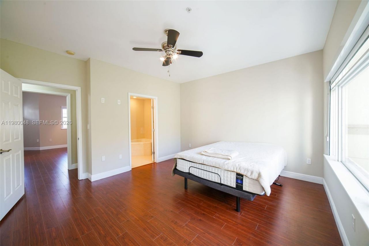 2729 NE 184th Ln , Unit 2729, Aventura, FL 33160 Photo