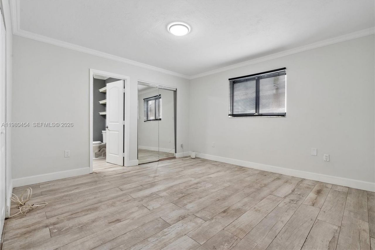 2805 E Lexington Dr, Miramar, FL 33025 Photo