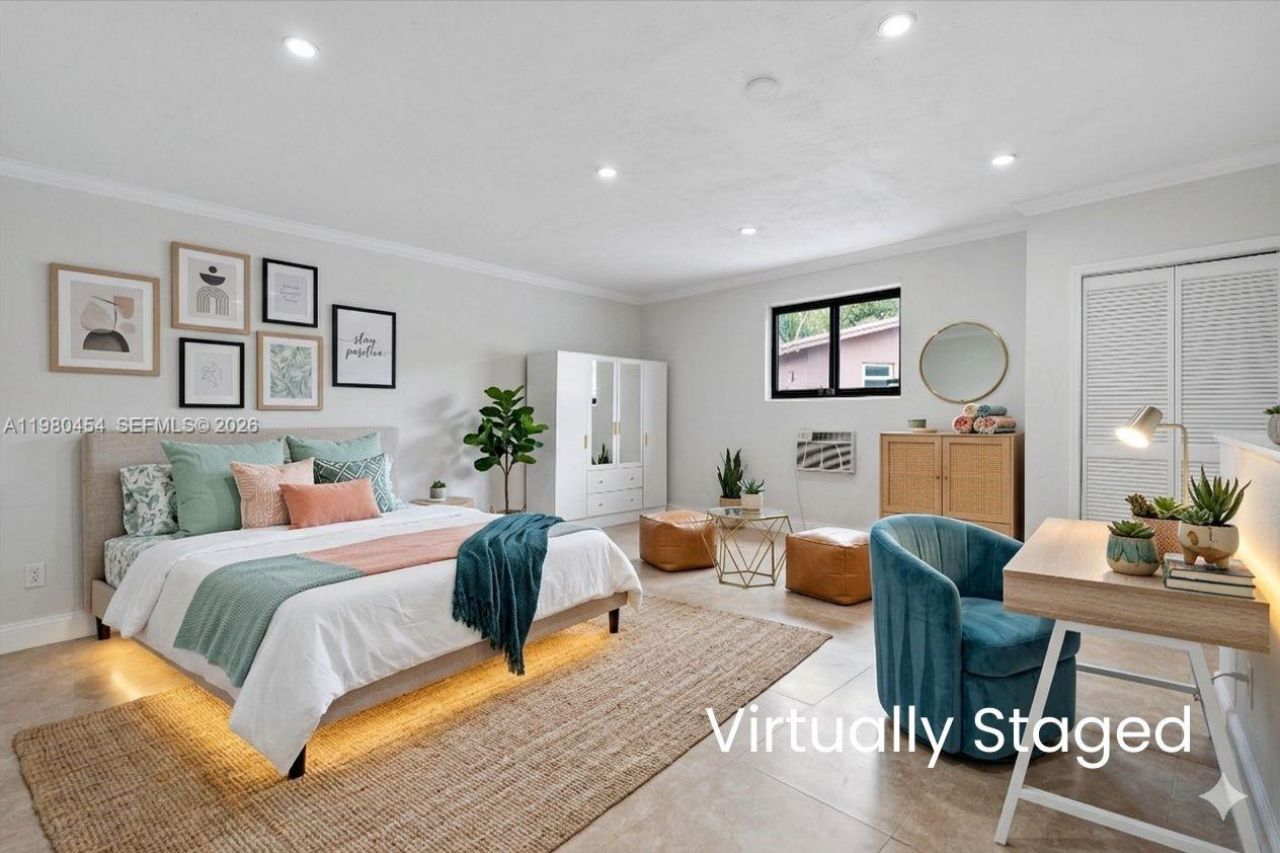 2805 E Lexington Dr, Miramar, FL 33025 Photo