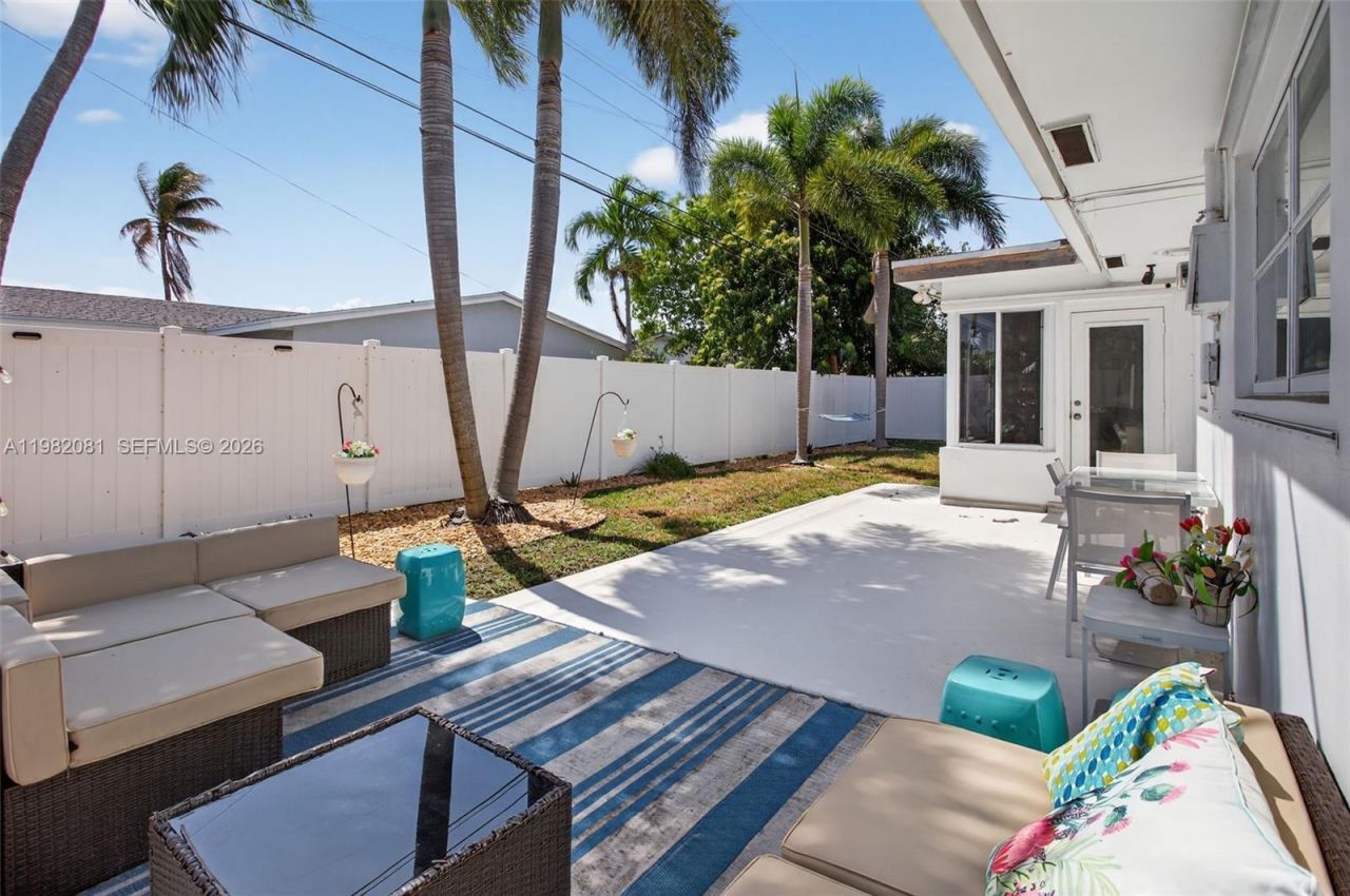 2136 NE 56th Pl, Fort Lauderdale, FL 33308 Photo