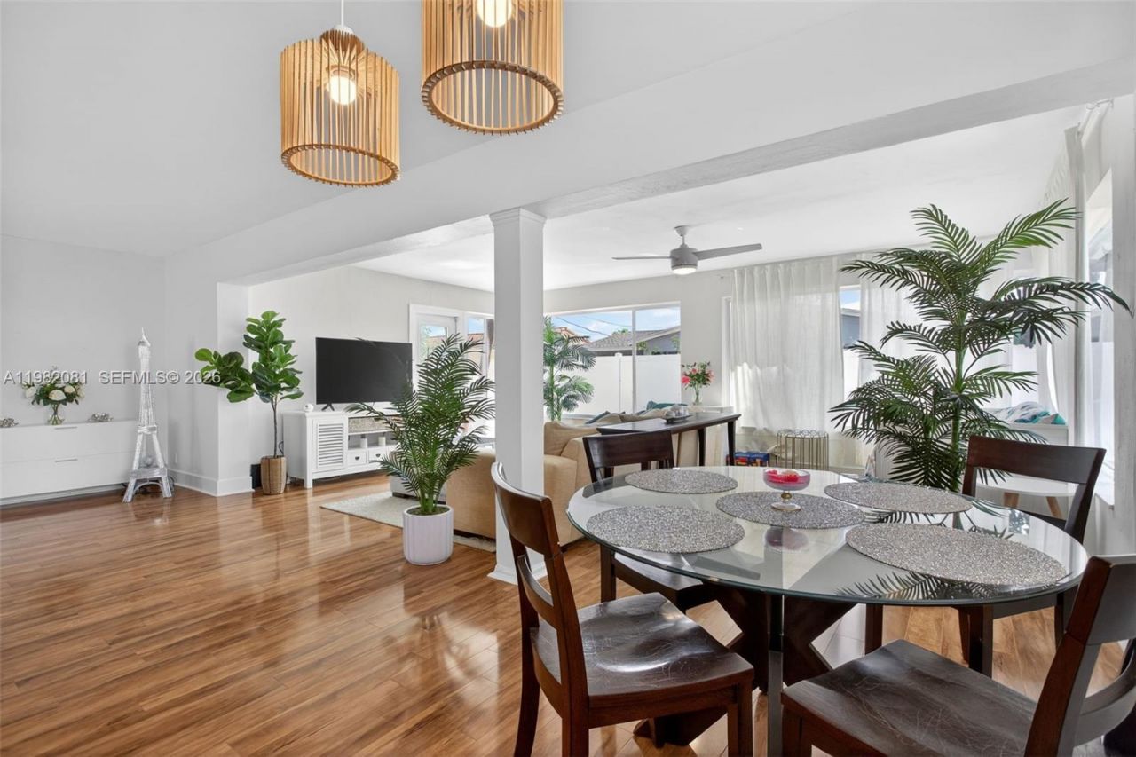 2136 NE 56th Pl, Fort Lauderdale, FL 33308 Photo