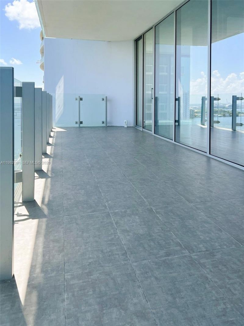 700 NE 26th Ter , Unit 2303, Miami, FL 33137 Photo