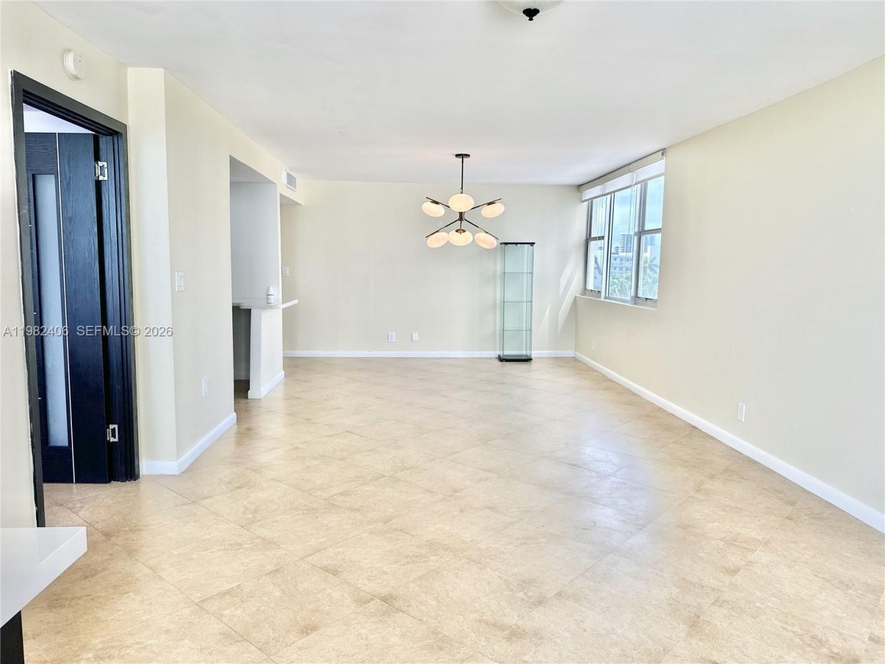 3180 S Ocean Dr, Unit 401, Hallandale Beach, FL 33009 Photo