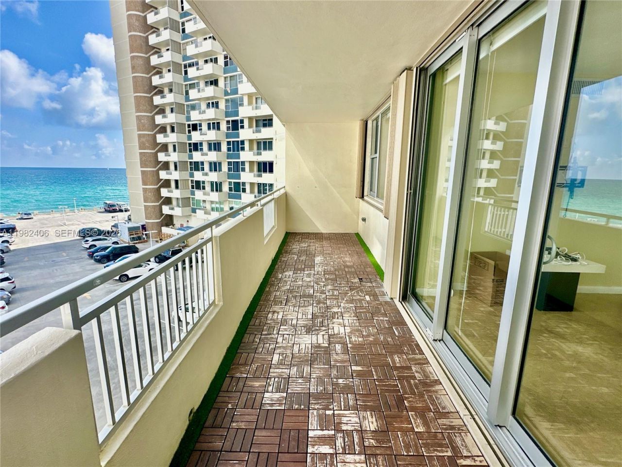 3180 S Ocean Dr, Unit 401, Hallandale Beach, FL 33009 Photo