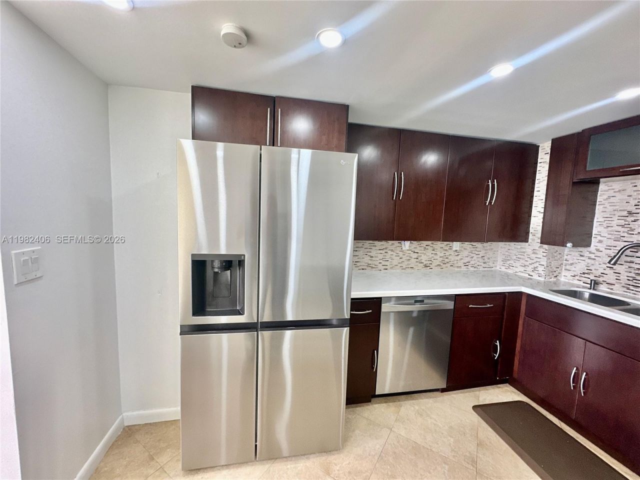 3180 S Ocean Dr, Unit 401, Hallandale Beach, FL 33009 Photo