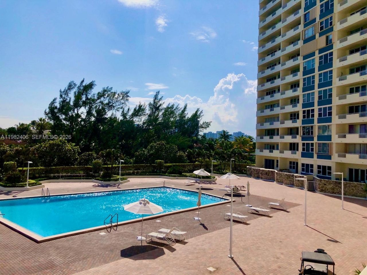 3180 S Ocean Dr, Unit 401, Hallandale Beach, FL 33009 Photo