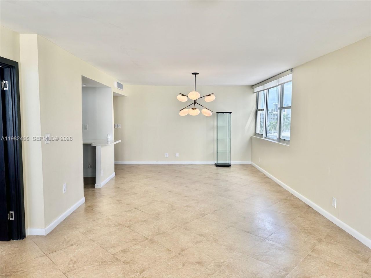3180 S Ocean Dr, Unit 401, Hallandale Beach, FL 33009 Photo