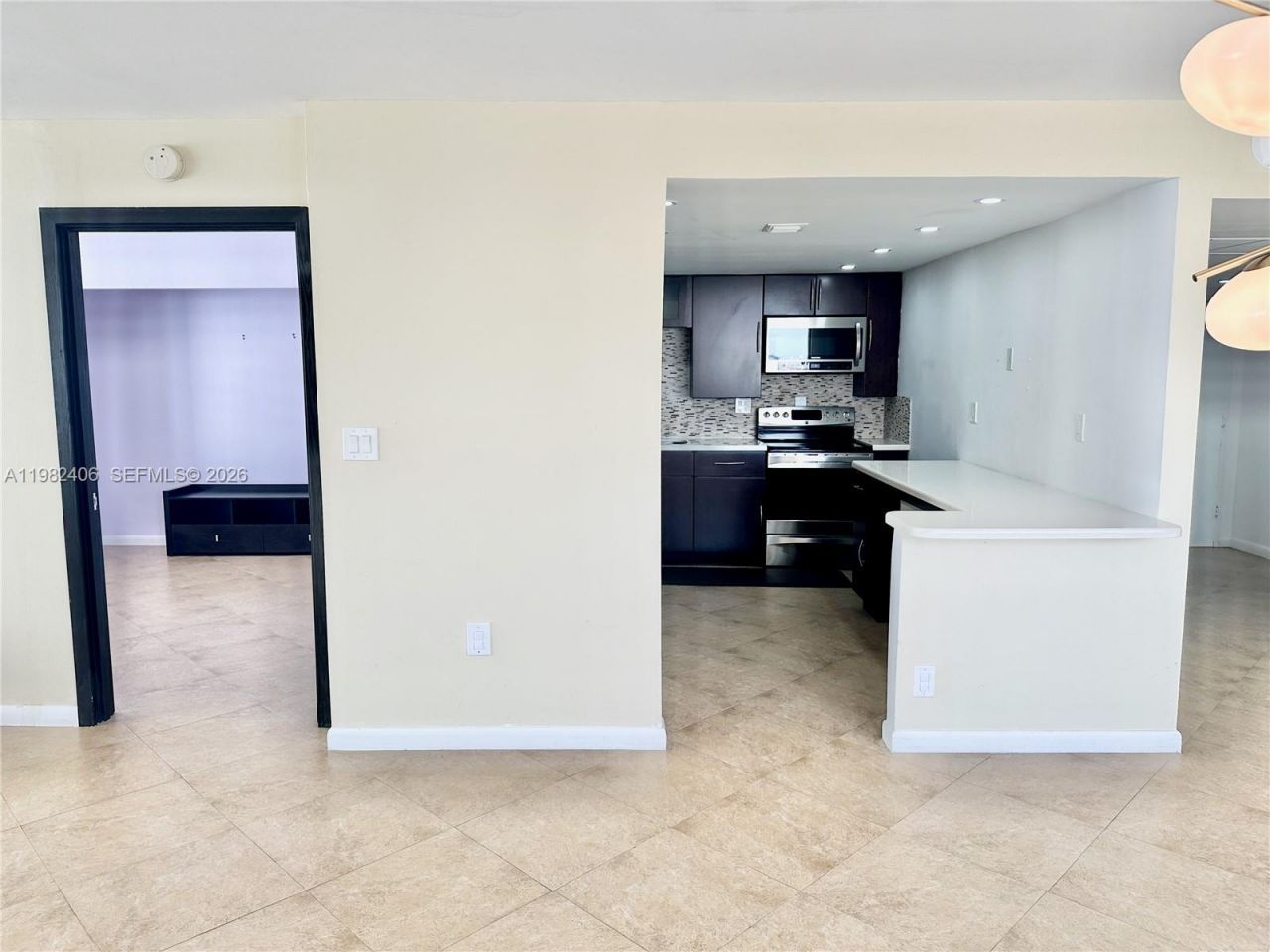 3180 S Ocean Dr, Unit 401, Hallandale Beach, FL 33009 Photo