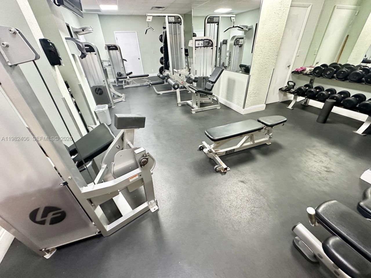3180 S Ocean Dr, Unit 401, Hallandale Beach, FL 33009 Photo