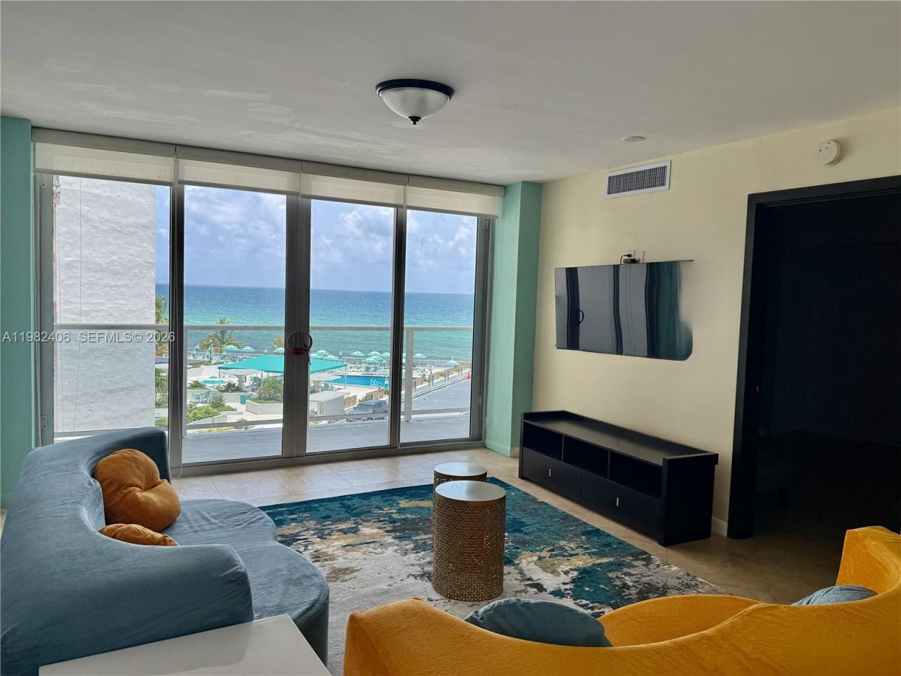 3180 S Ocean Dr, Unit 401, Hallandale Beach, FL 33009 Photo