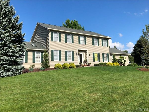 4881 Bentbrook Drive, Manlius, NY 13104