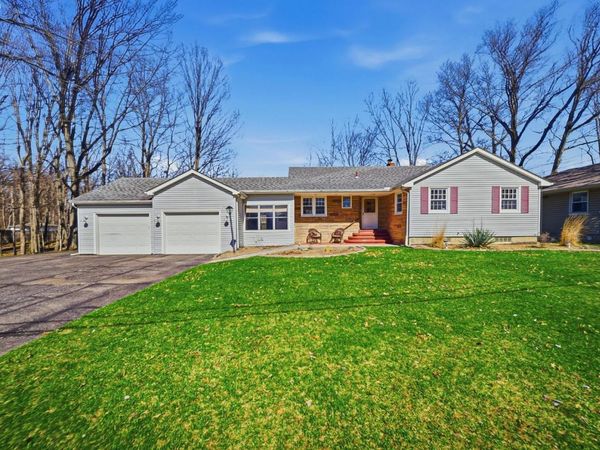 1073 Rosealee Ave., Elyria, OH 44035