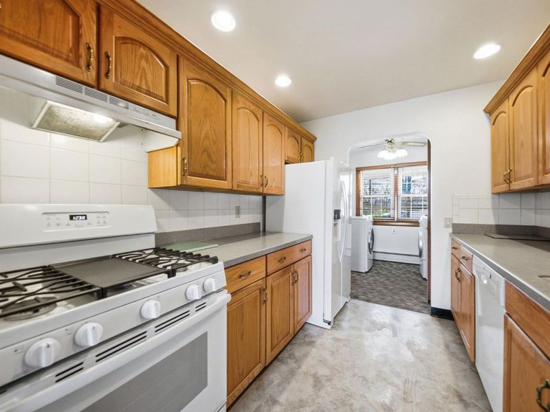 1073 Rosealee Ave., Elyria, OH 44035 Photo 11