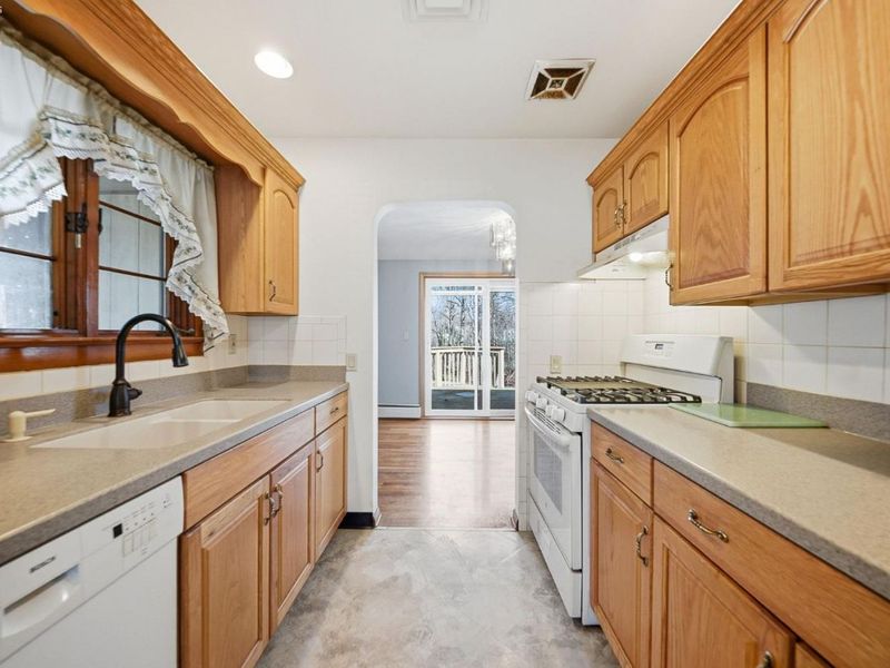 1073 Rosealee Ave., Elyria, OH 44035 Photo 12