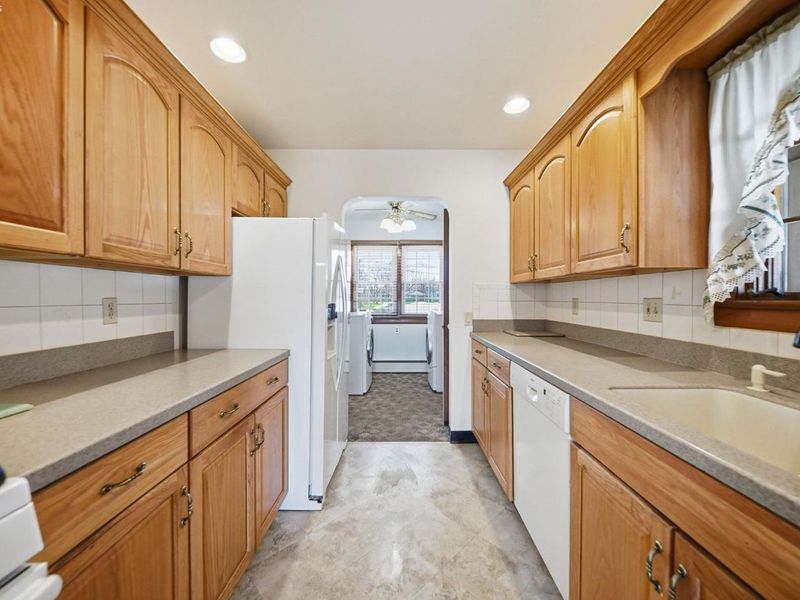 1073 Rosealee Ave., Elyria, OH 44035 Photo 13