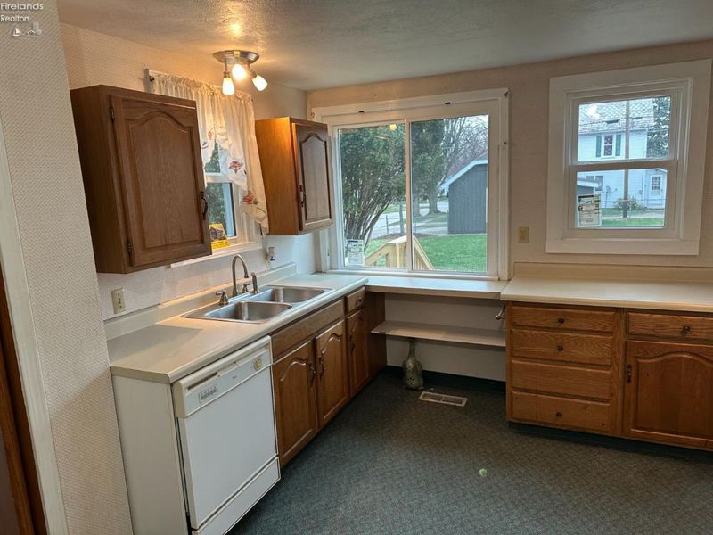 403 Park Street, Willard, OH 44890 Photo 18