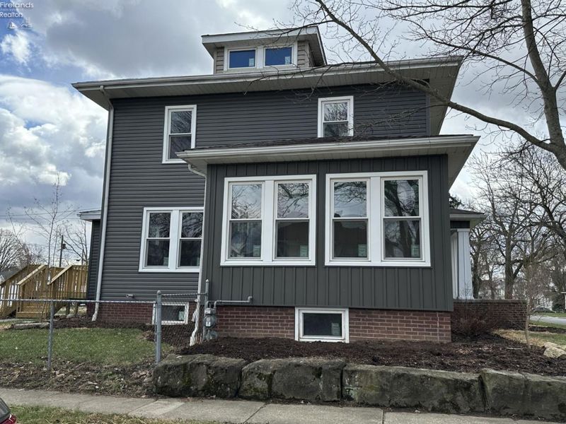 403 Park Street, Willard, OH 44890 Photo 3