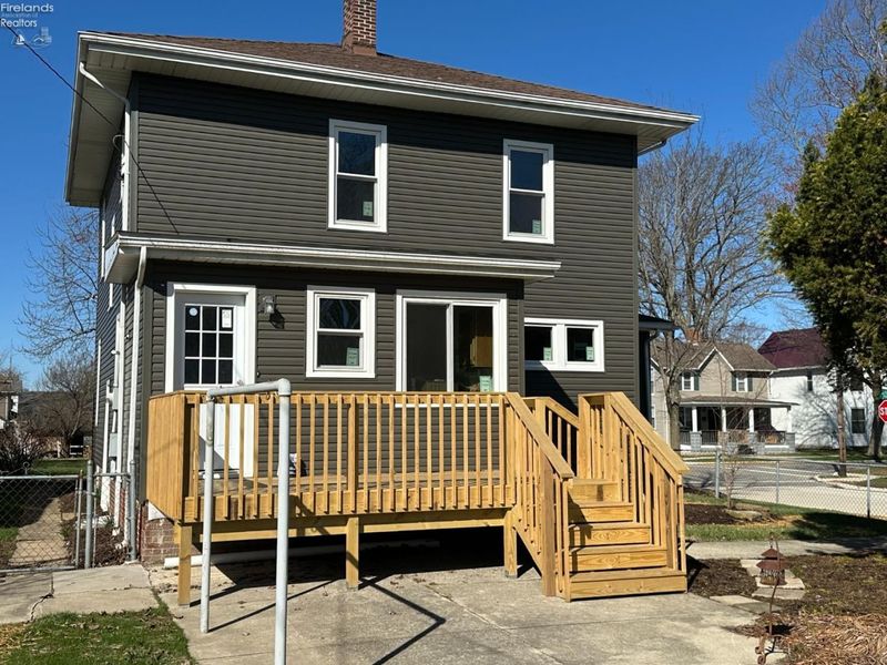 403 Park Street, Willard, OH 44890 Photo 5