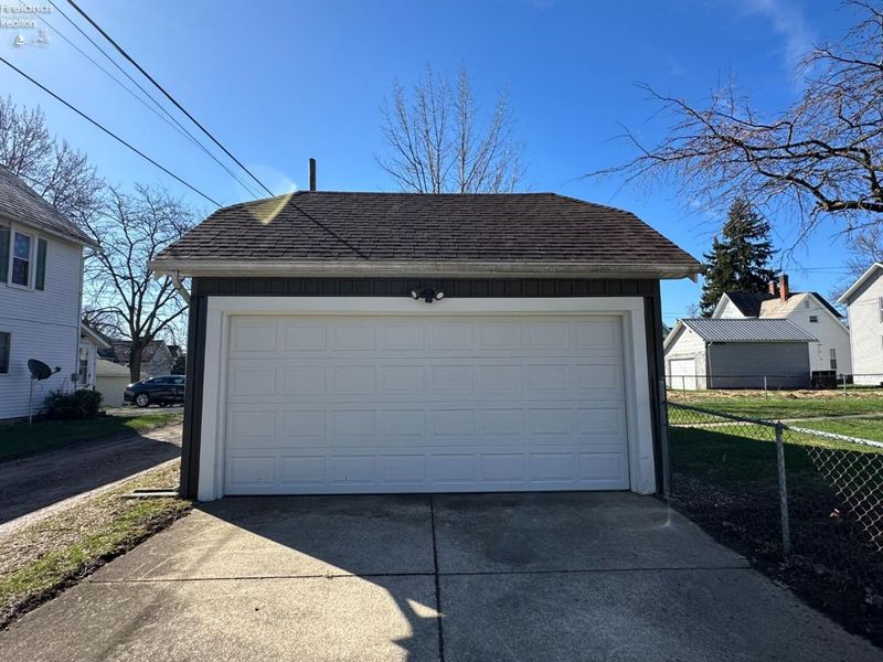 403 Park Street, Willard, OH 44890 Photo 8