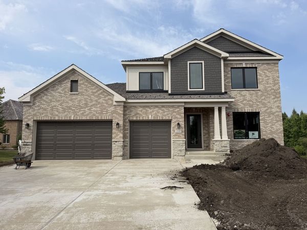 235 Plainfield Court, Vernon Hills, IL 60061