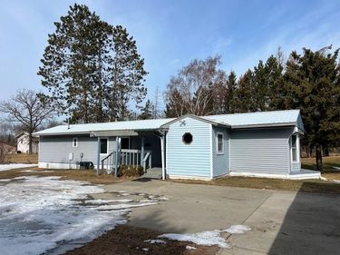 726 2nd Street W, Deer River, MN 56636