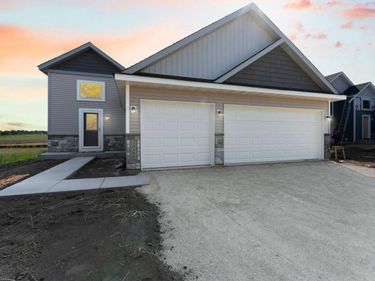 569 Sienna Drive, Watertown, MN 55388