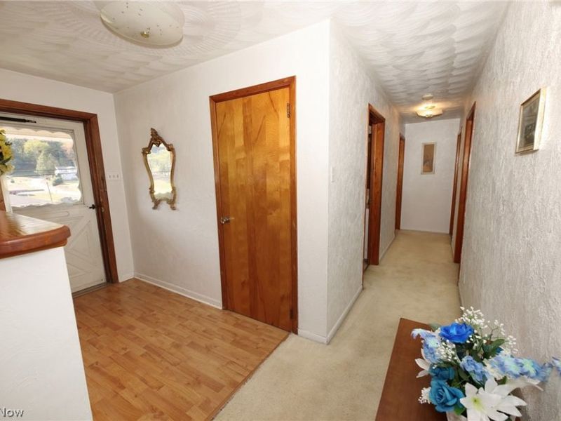 6291 Veterans Boulevard, Chester, WV 26034 Photo 3