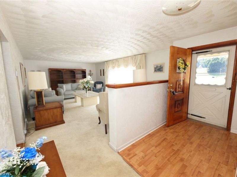 6291 Veterans Boulevard, Chester, WV 26034 Photo 4