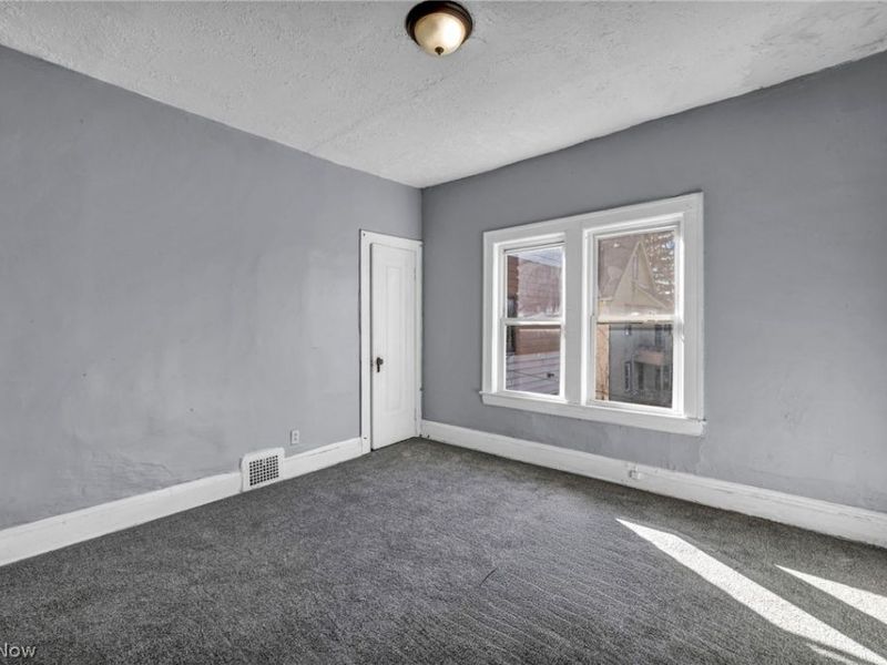 3438 E 140th Street, Cleveland, OH 44120 Photo 18