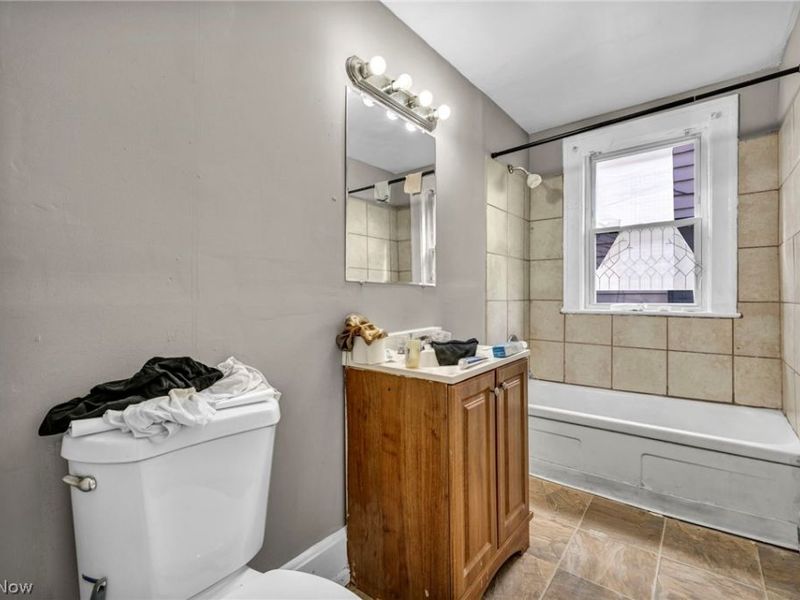 3438 E 140th Street, Cleveland, OH 44120 Photo 35